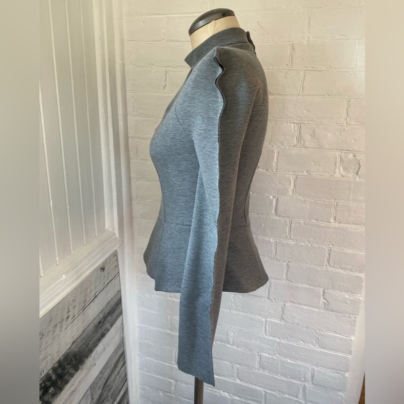 Custom made top - Picture 2 of 3